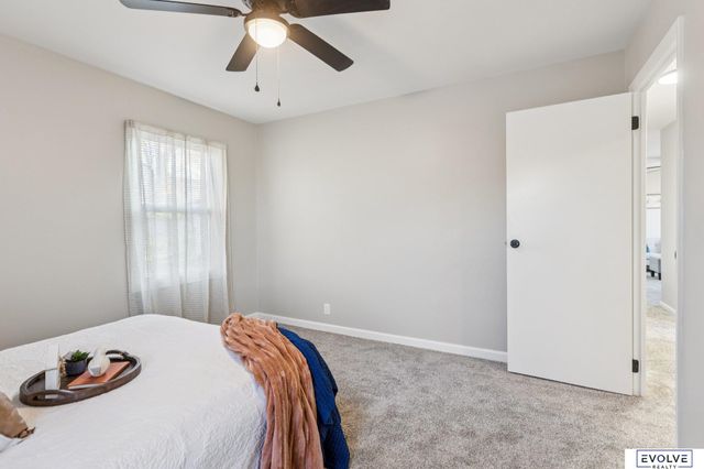 7653 S 41st Street, Bellevue, NE 68147