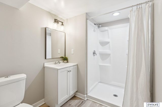 7653 S 41st Street, Bellevue, NE 68147