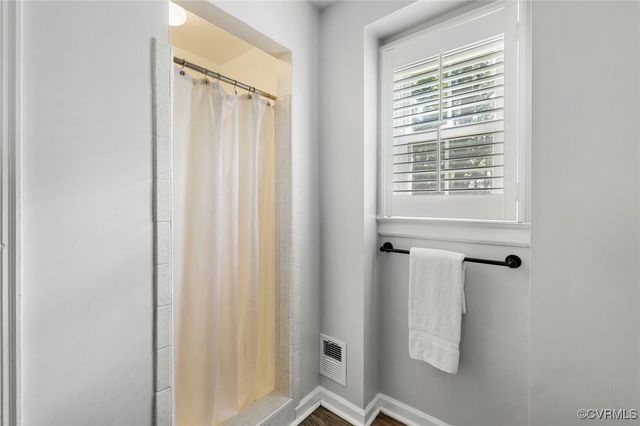 2301 Stratford Ct, Richmond, VA 23225