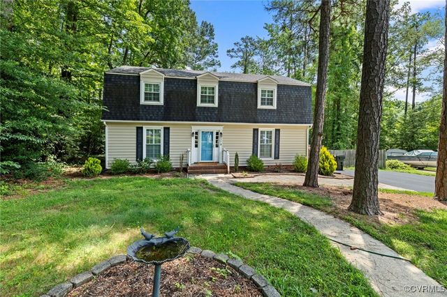 2301 Stratford Ct, Richmond, VA 23225