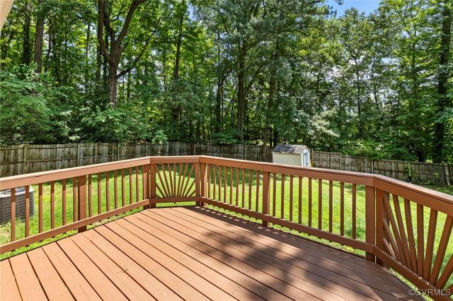 2301 Stratford Ct, Richmond, VA 23225