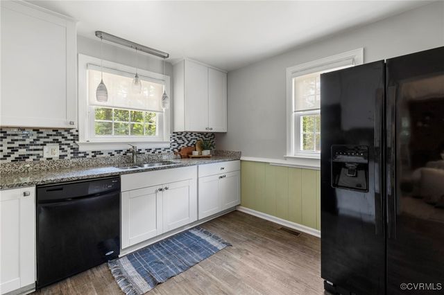 2301 Stratford Ct, Richmond, VA 23225