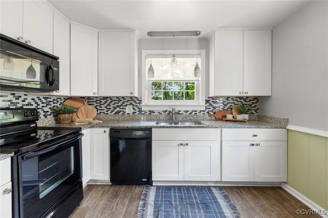 2301 Stratford Ct, Richmond, VA 23225