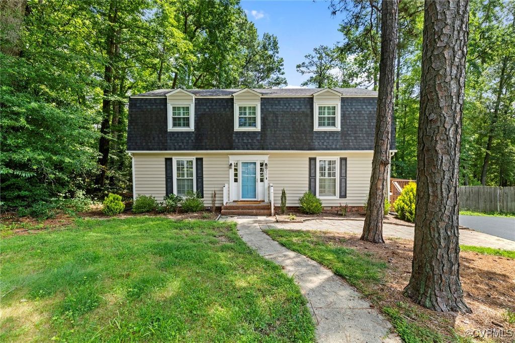 2301 Stratford Ct, Richmond, VA 23225