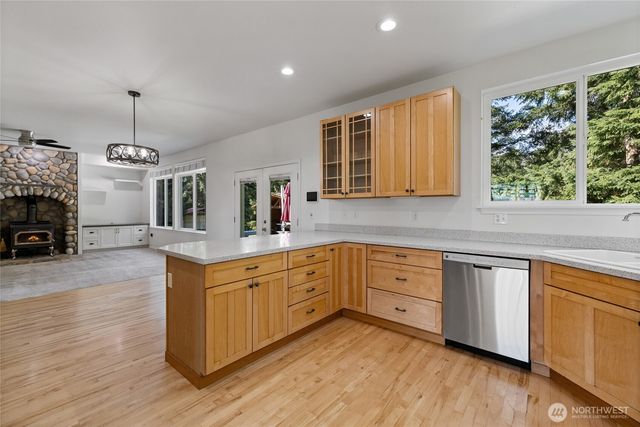 31502 40th Avenue S, Roy, WA 98580