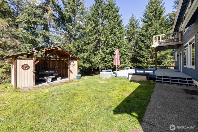 31502 40th Avenue S, Roy, WA 98580