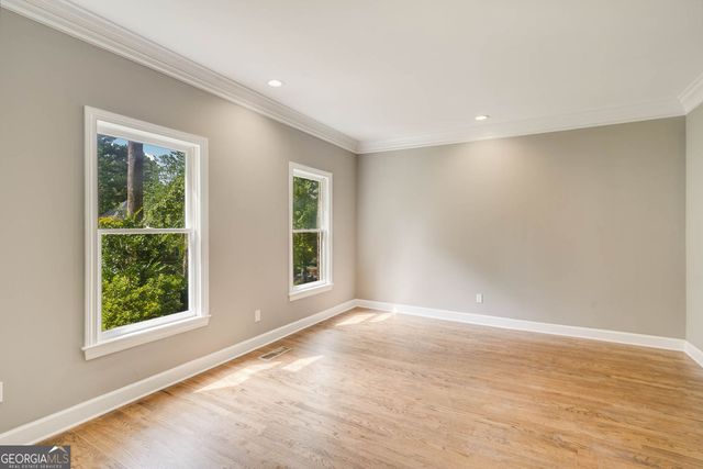 160 Grogans Landing, Atlanta, GA 30350