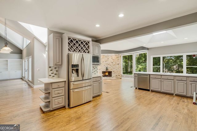 160 Grogans Landing, Atlanta, GA 30350