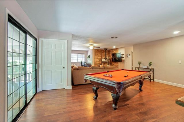 3000 Polaris Ct, Pollock Pines, CA 95726