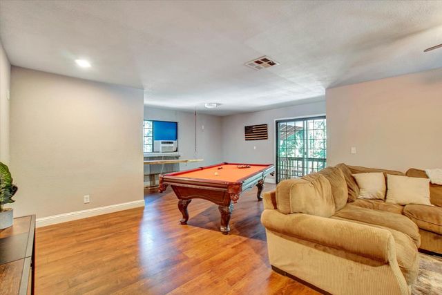 3000 Polaris Ct, Pollock Pines, CA 95726