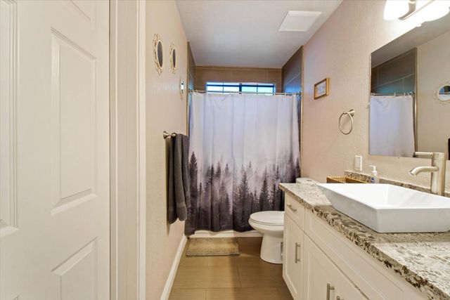 3000 Polaris Ct, Pollock Pines, CA 95726