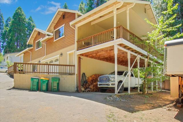 3000 Polaris Ct, Pollock Pines, CA 95726