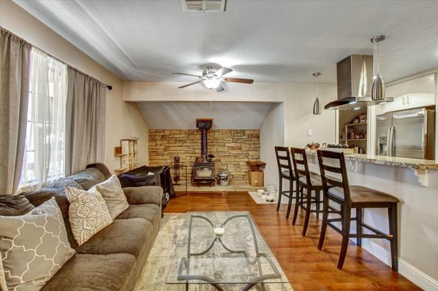 3000 Polaris Ct, Pollock Pines, CA 95726