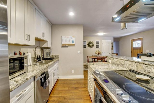 3000 Polaris Ct, Pollock Pines, CA 95726