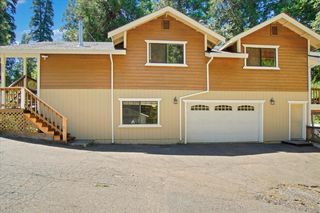 3000 Polaris Ct, Pollock Pines, CA 95726