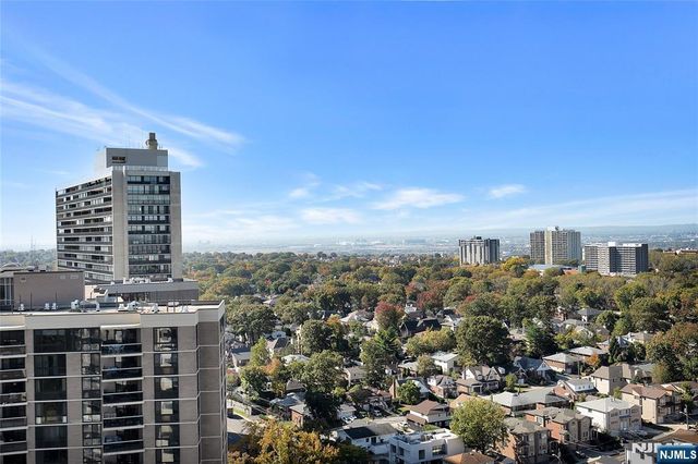 1530 Palisade Avenue 21C, Fort Lee, NJ 07024