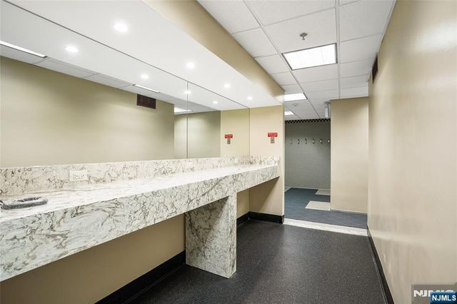 1530 Palisade Avenue 21C, Fort Lee, NJ 07024