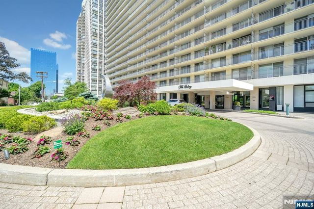 1530 Palisade Avenue 21C, Fort Lee, NJ 07024
