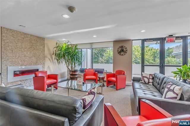 1530 Palisade Avenue 21C, Fort Lee, NJ 07024