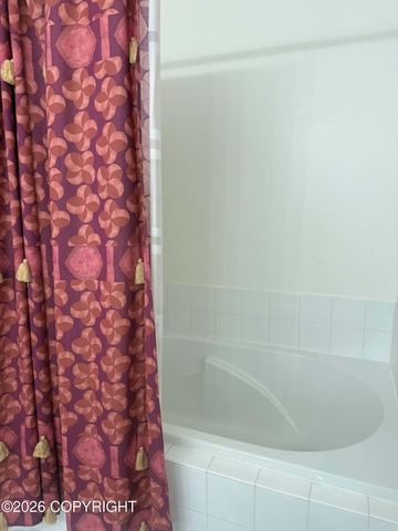 2010 Casey Cusack Loop, Anchorage, AK 99515
