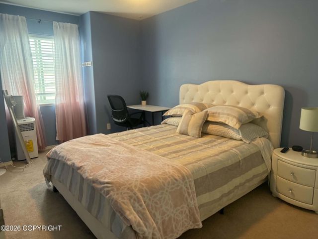 2010 Casey Cusack Loop, Anchorage, AK 99515