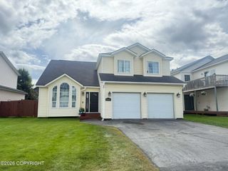 2010 Casey Cusack Loop, Anchorage, AK 99515