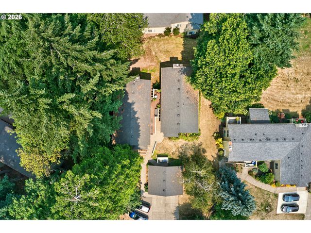 7189 Sw CHILDS Rd, Lake Oswego, OR 97035