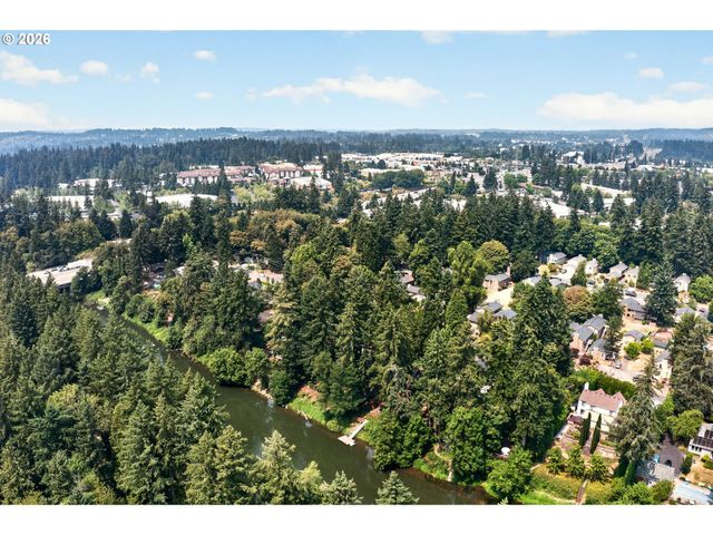 7189 Sw CHILDS Rd, Lake Oswego, OR 97035