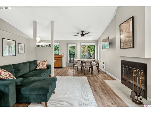 7189 Sw CHILDS Rd, Lake Oswego, OR 97035
