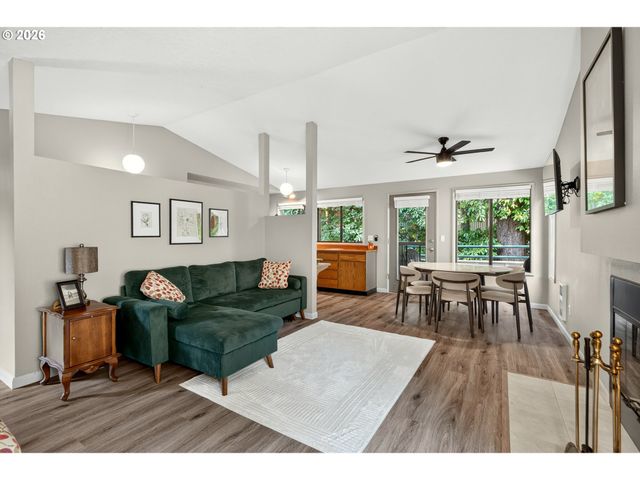 7189 Sw CHILDS Rd, Lake Oswego, OR 97035