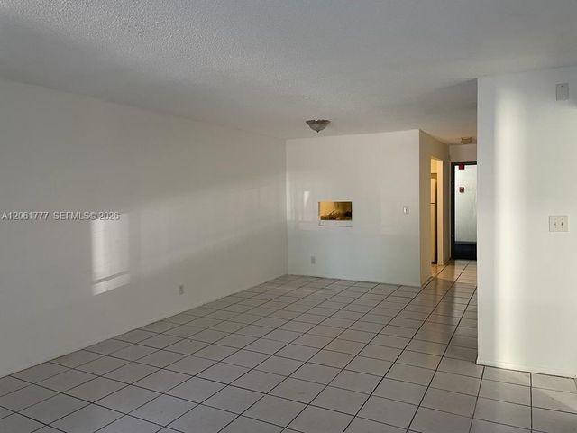 2017 NW 46th Avenue A202, Lauderhill, FL 33313