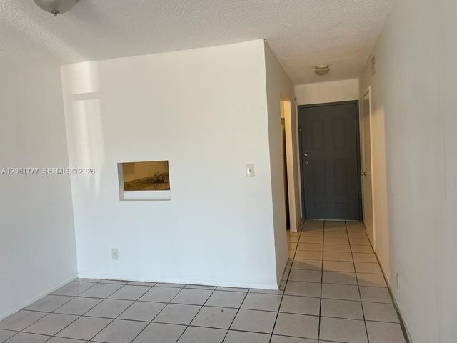 2017 NW 46th Avenue A202, Lauderhill, FL 33313