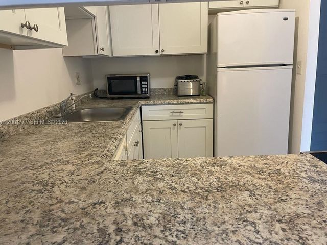 2017 NW 46th Avenue A202, Lauderhill, FL 33313