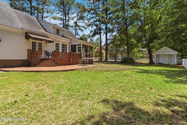 4926 Country Club Drive N, Wilson, NC 27896