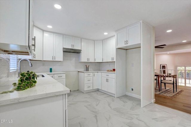 21209 Lassen Street 4, Los Angeles, CA 91311