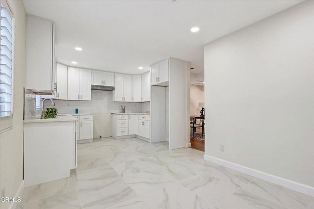 21209 Lassen Street 4, Los Angeles, CA 91311