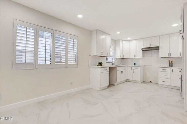 21209 Lassen Street 4, Los Angeles, CA 91311
