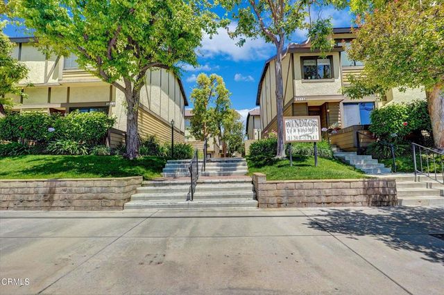 21209 Lassen Street 4, Los Angeles, CA 91311