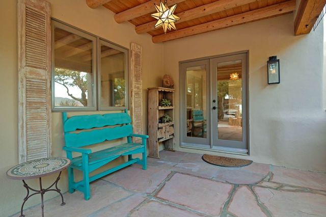 9 S Camino Don Carlos, Santa Fe, NM 87506