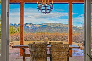 9 S Camino Don Carlos, Santa Fe, NM 87506