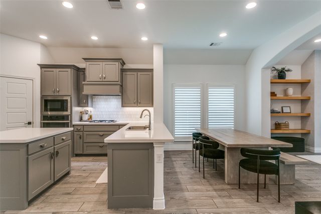 8729 Navidad Falls Drive, Mckinney, TX 75071