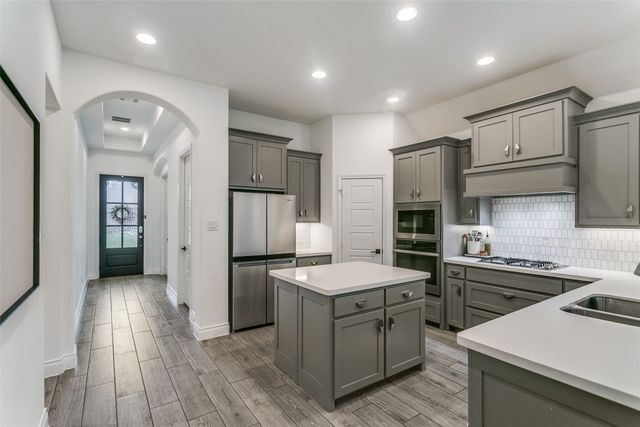 8729 Navidad Falls Drive, Mckinney, TX 75071