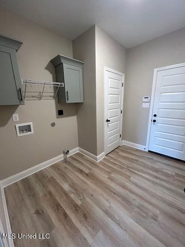 7156 Hickory Grove Road, Walls, MS 38680