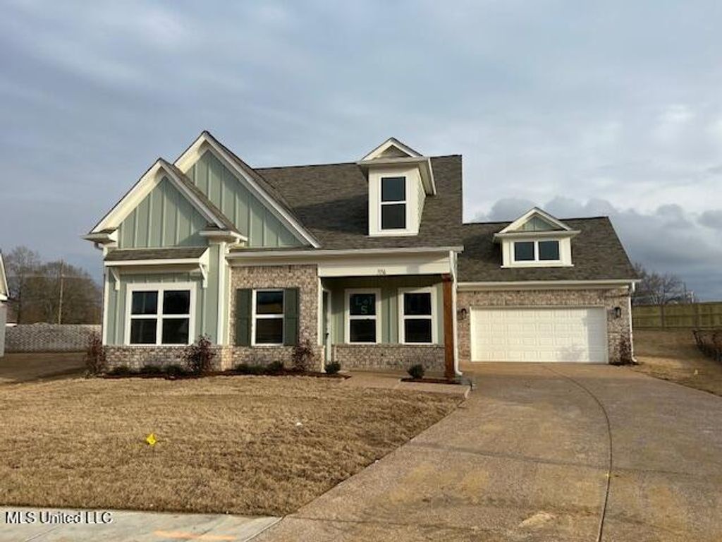 7156 Hickory Grove Road, Walls, MS 38680