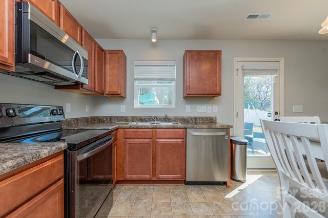 501 Caden Village Circle, Lexington, NC 27295