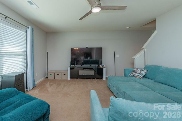 501 Caden Village Circle, Lexington, NC 27295