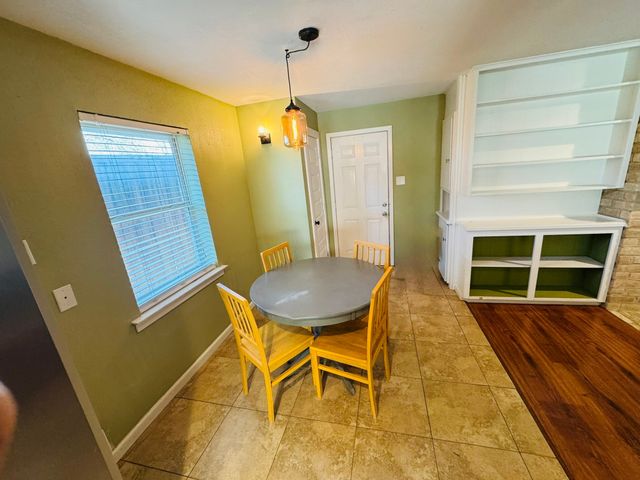 2615 Gladiolus Lane, Dallas, TX 75233