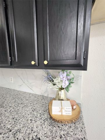 10047 Emerald Creek Drive, Houston, TX 77070