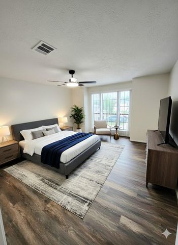 10047 Emerald Creek Drive, Houston, TX 77070