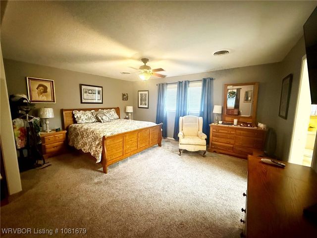 400 Fryar Drive, Sallisaw, OK 74955